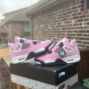 Jordan Women's Sneakers in Pink and White